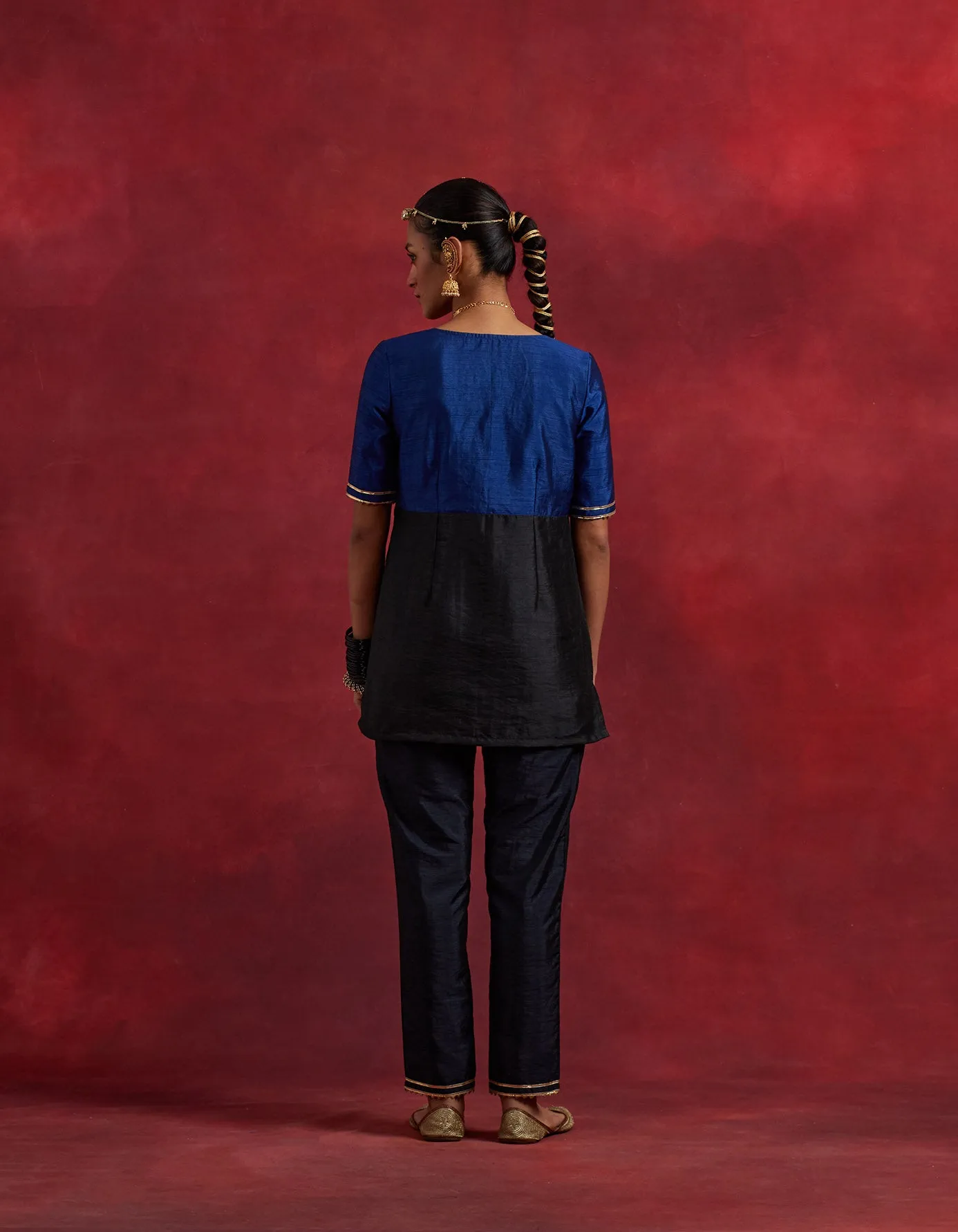 Blue Black Raw Silk Sadhna Kurta Set (Set Of 3)