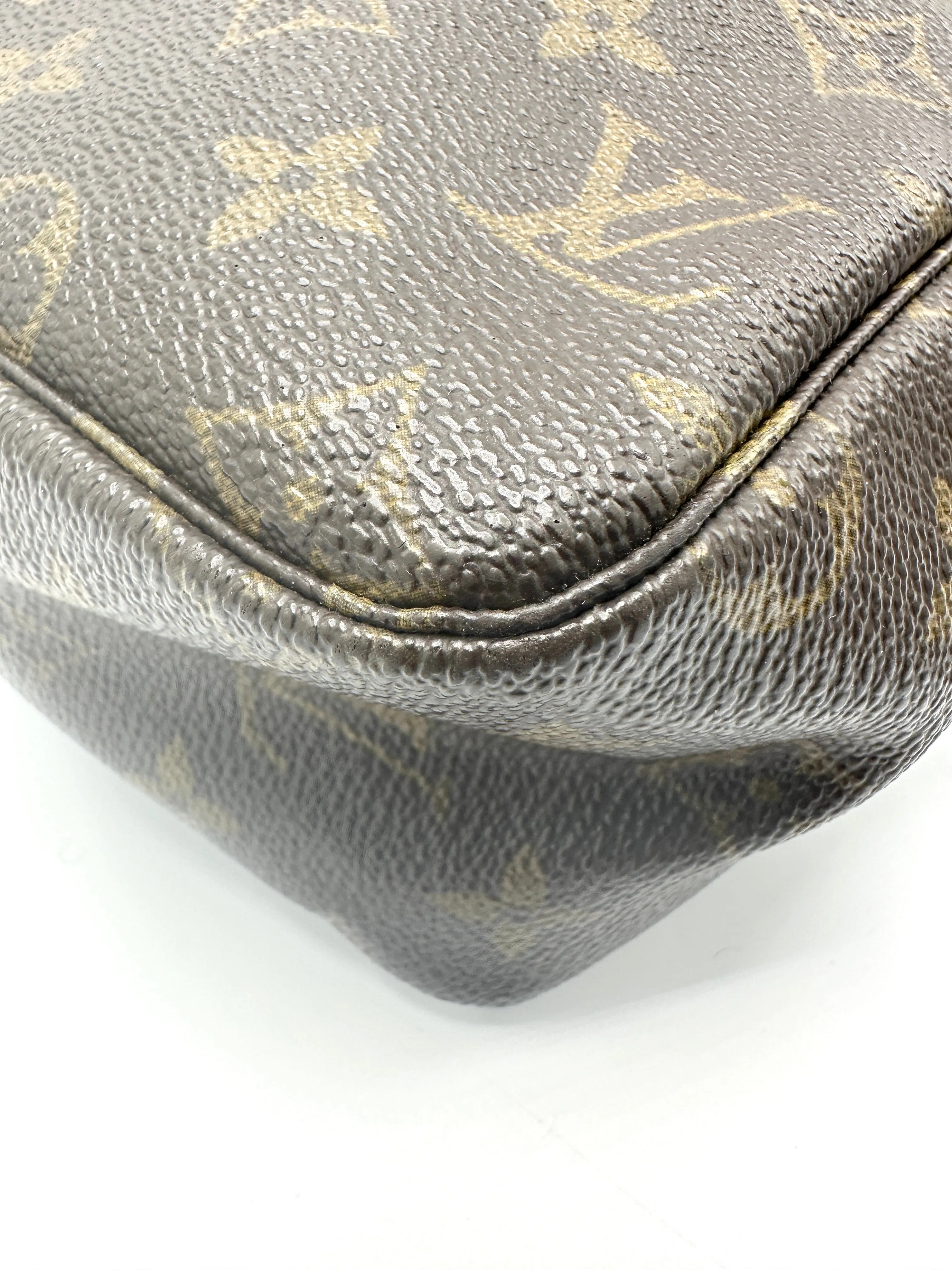 Brown Monogram Toiletry Zip 26