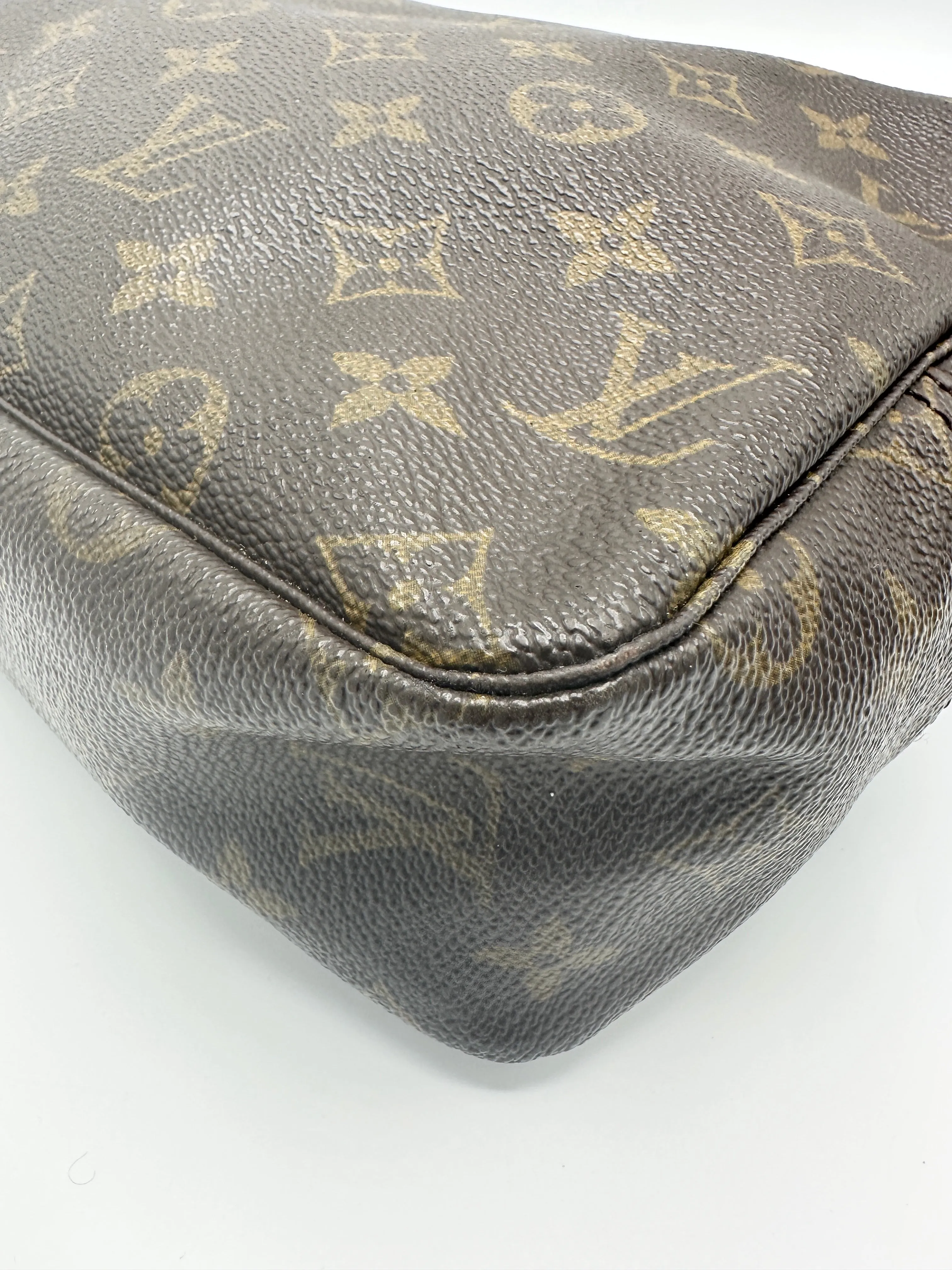 Brown Monogram Toiletry Zip 26