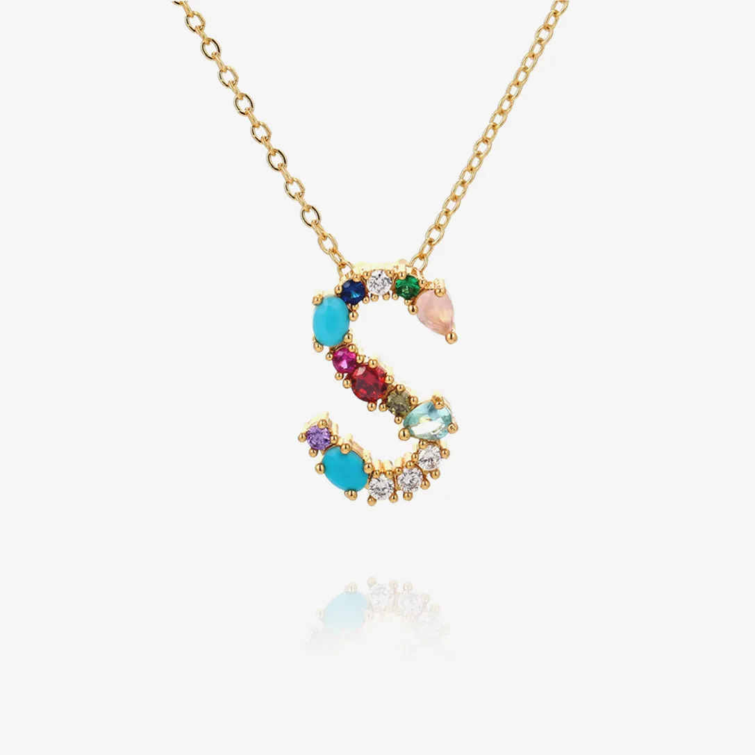 Collana con iniziale colorato