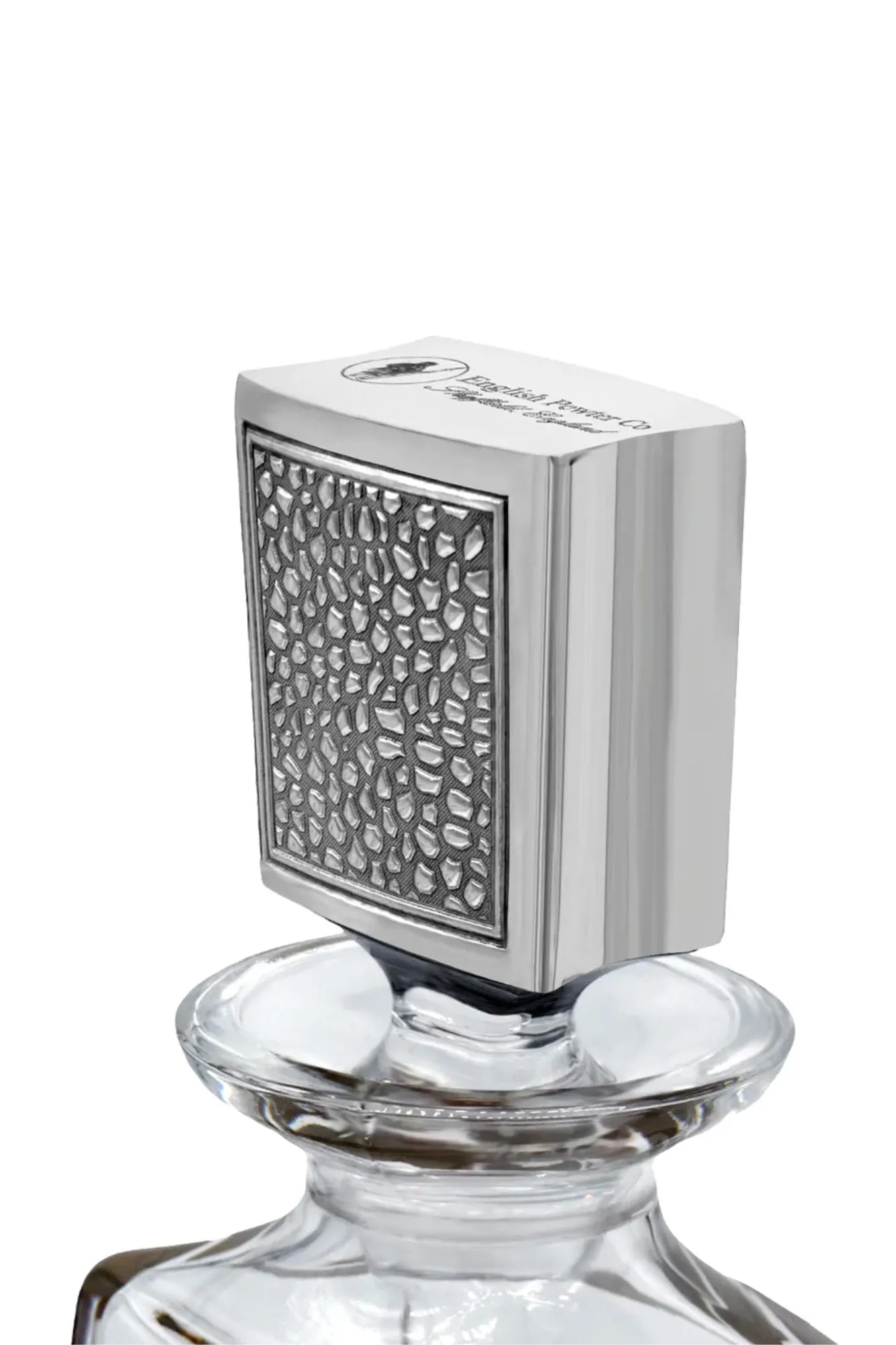 English Pewter 600ml Regal Stag Decanter