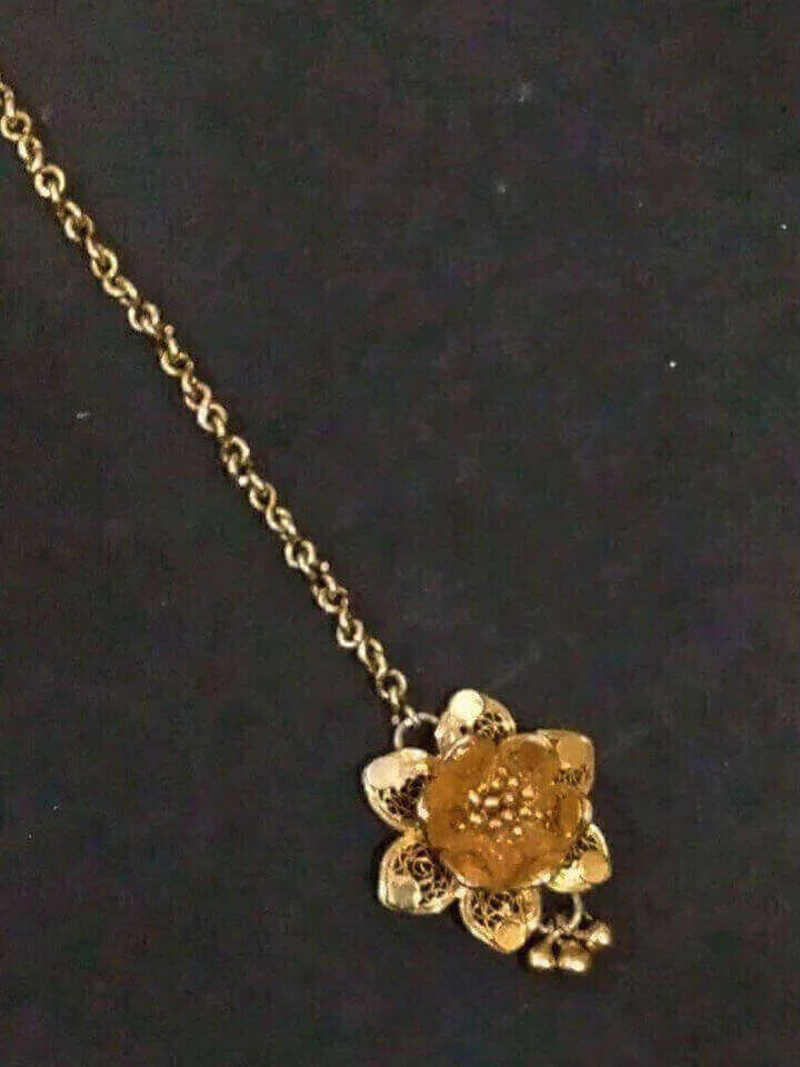 Floral Maang Tikka