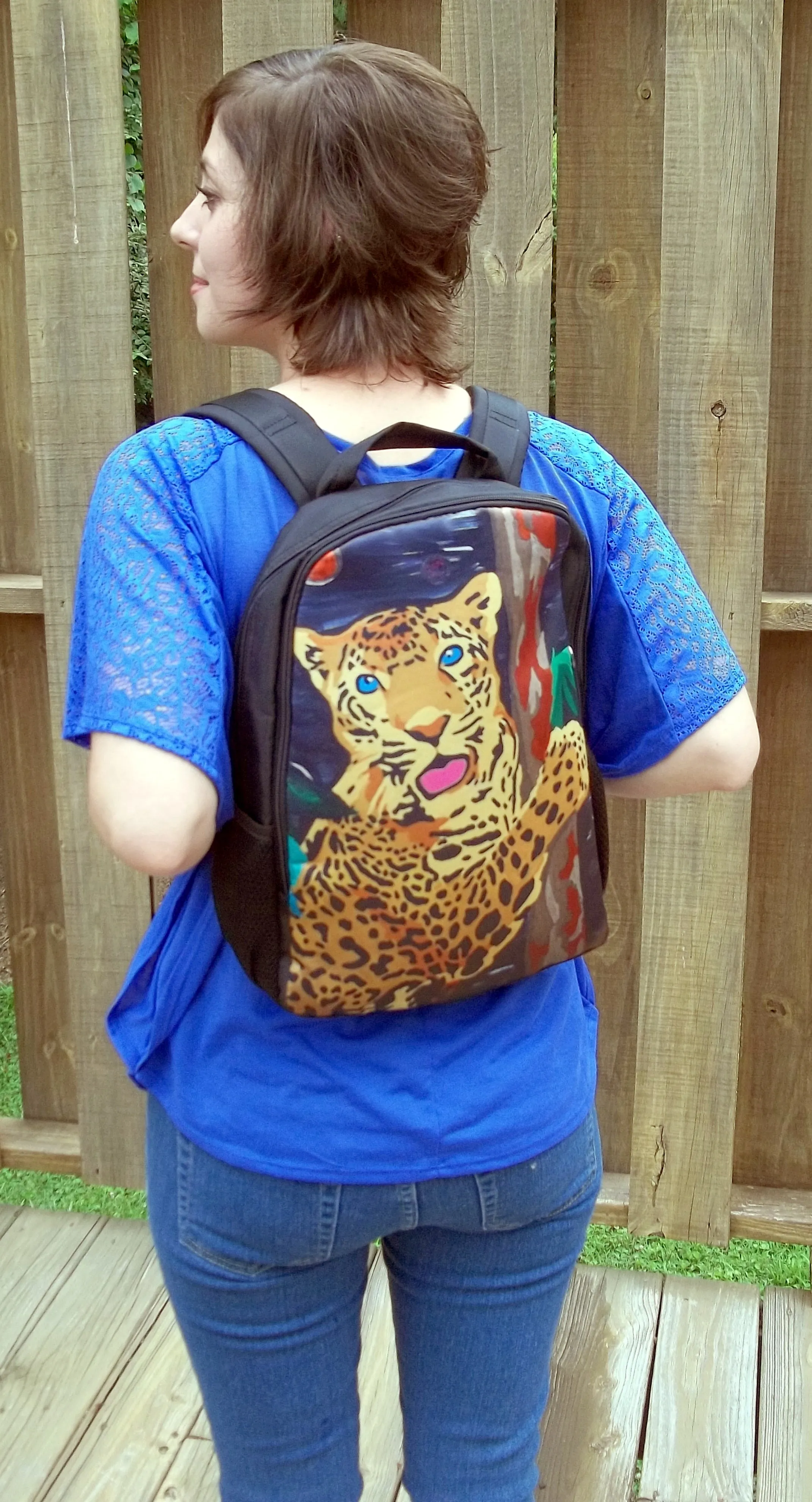 Giraffe Backpack- Full Circle