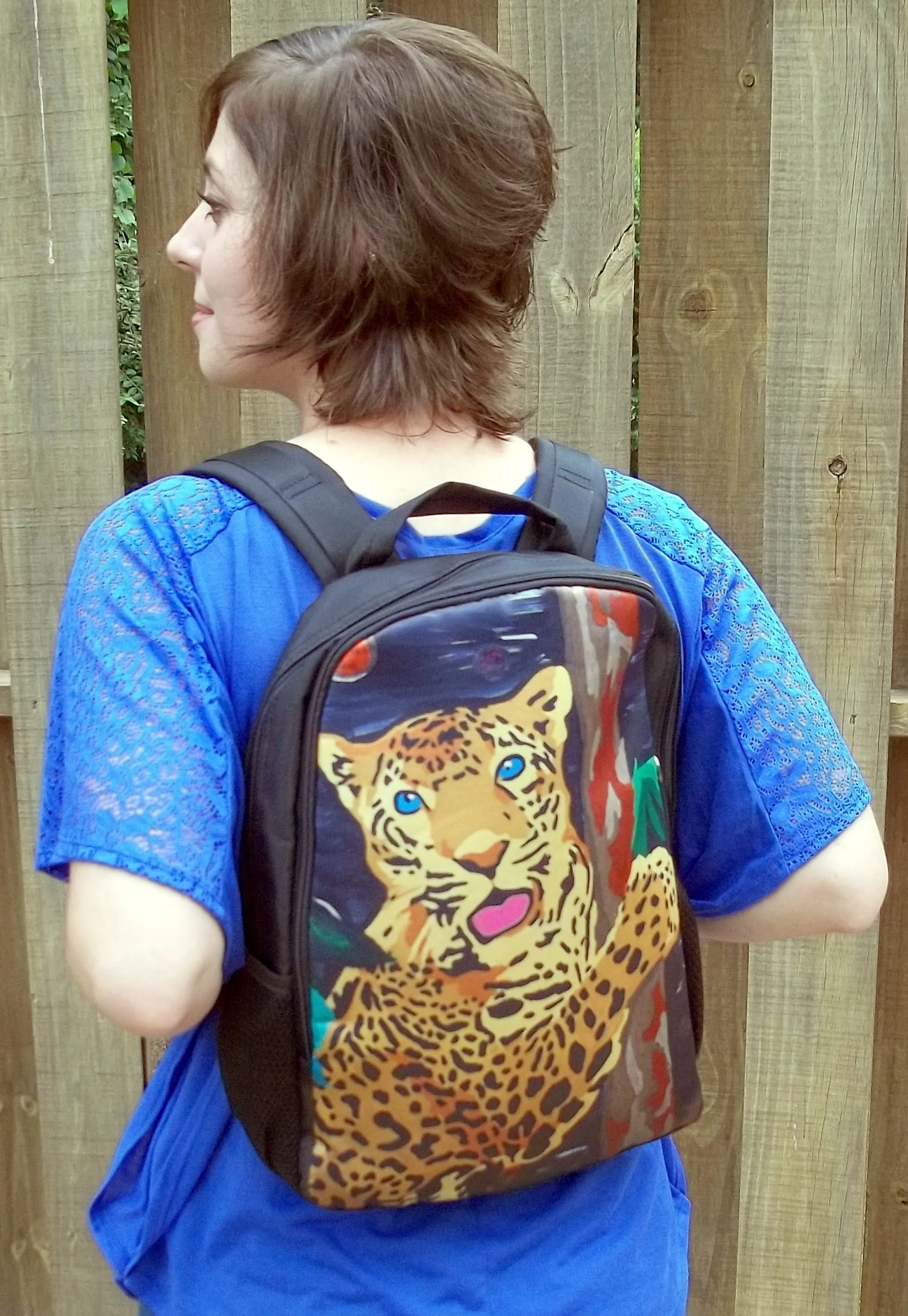 Giraffe Backpack- Full Circle