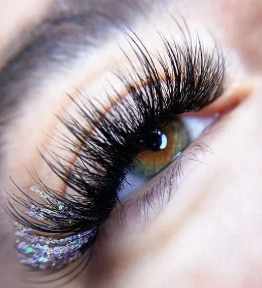 'Glitter' Mink Eyelashes in gold