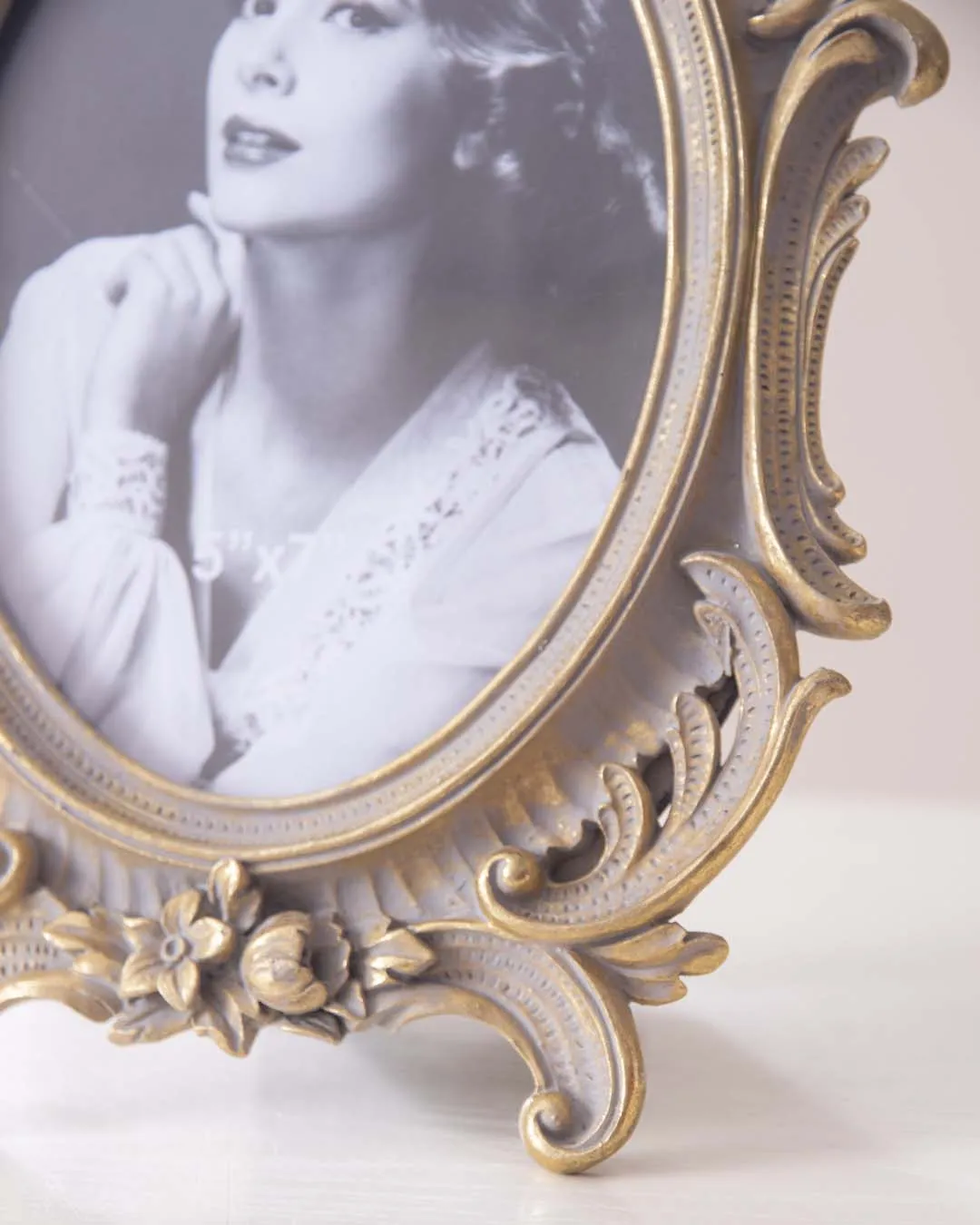 'Heritage Beauty' Victorian Photo Frame