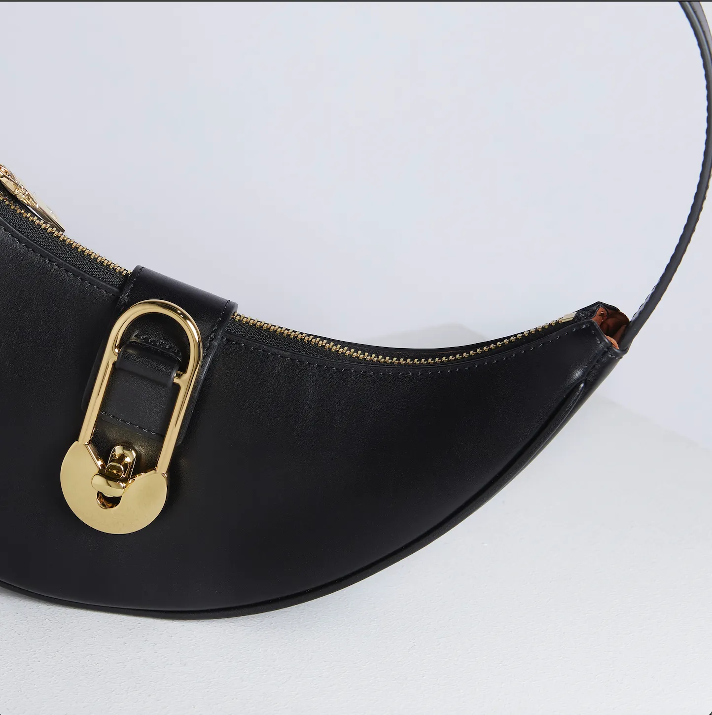 Lovelock Bag