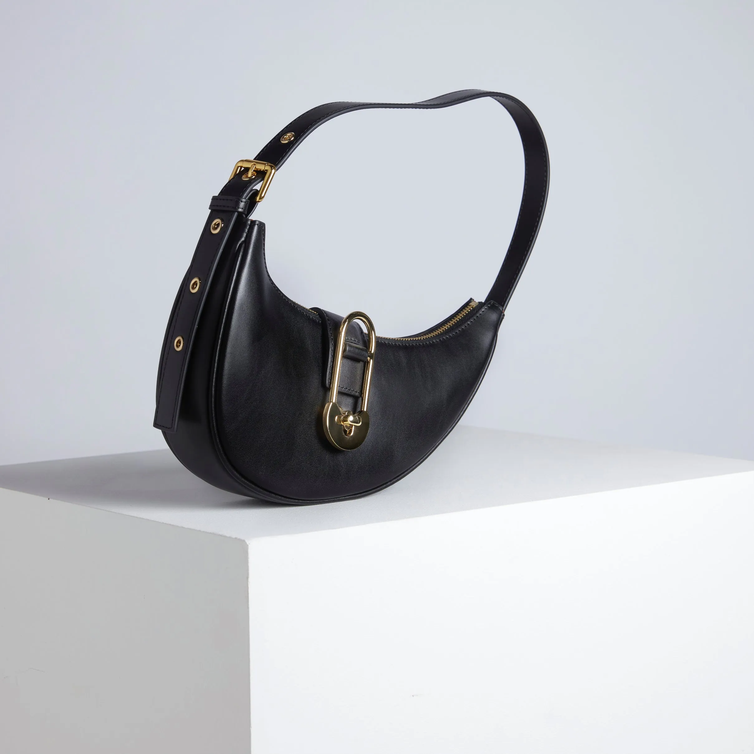 Lovelock Bag