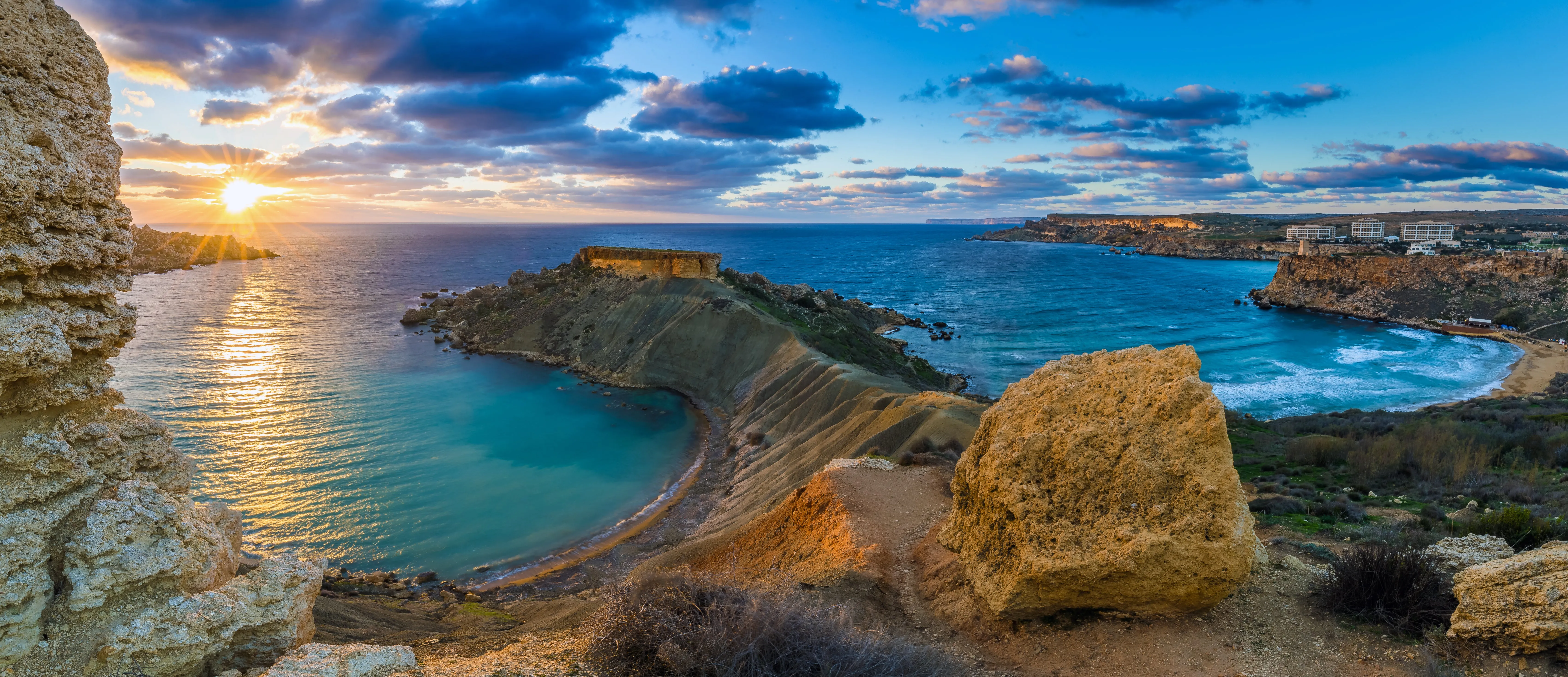 Malta Canvas