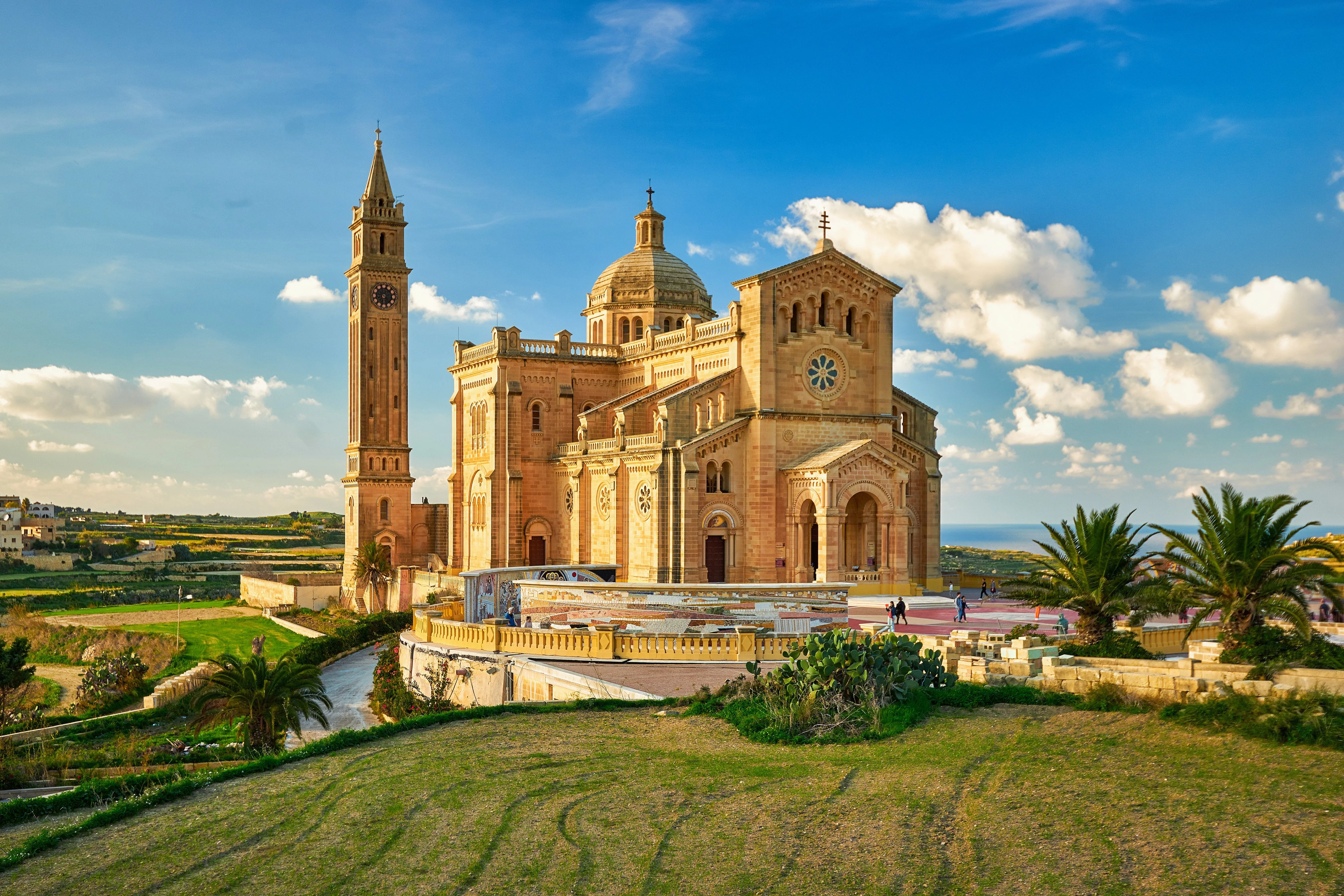 Malta Canvas