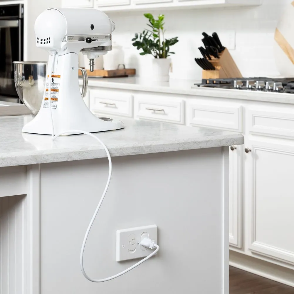 Qdos Universal Outlet Cover - White SelfClosing 3 Pack