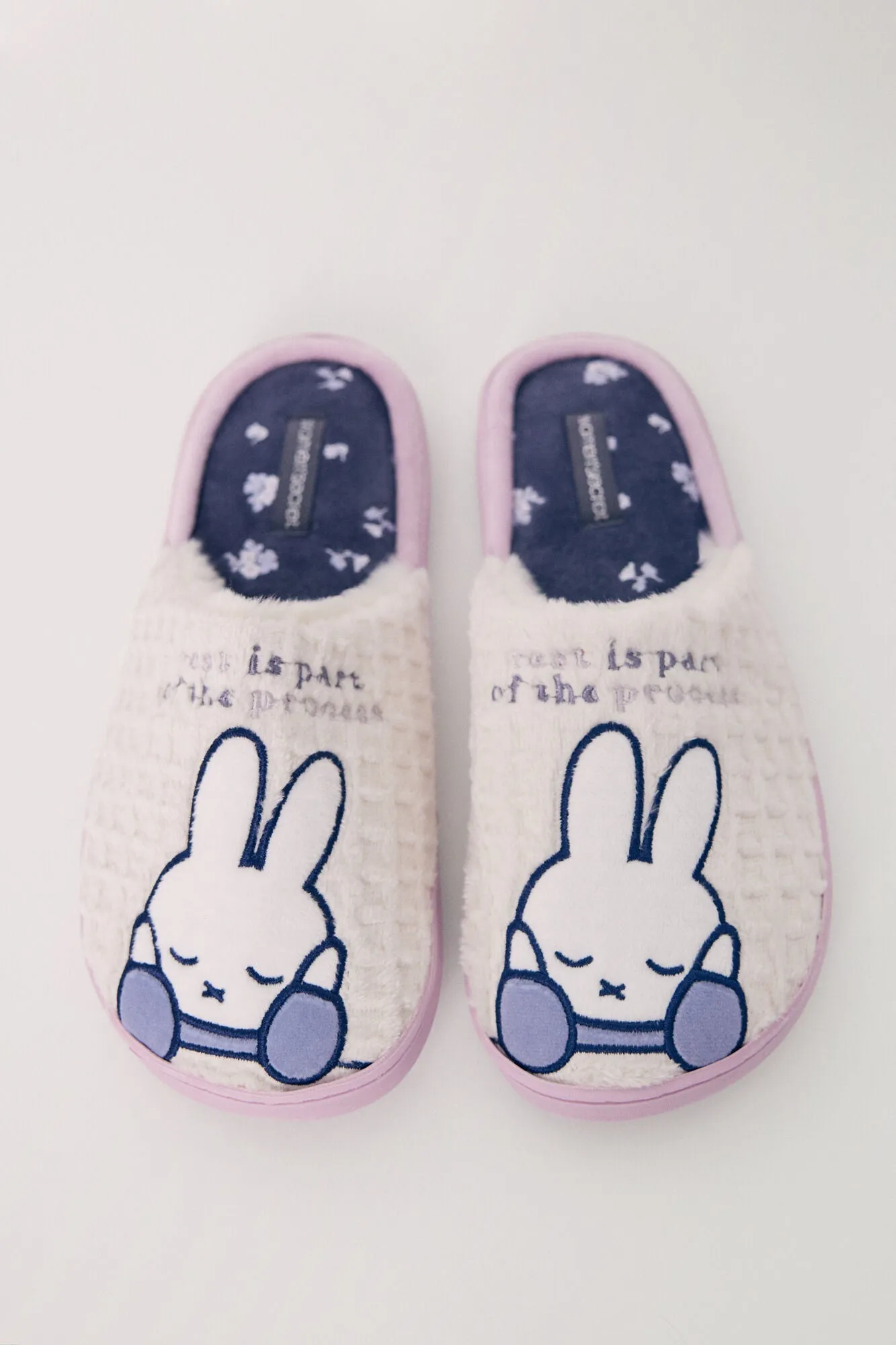 Snoopy shower slippers