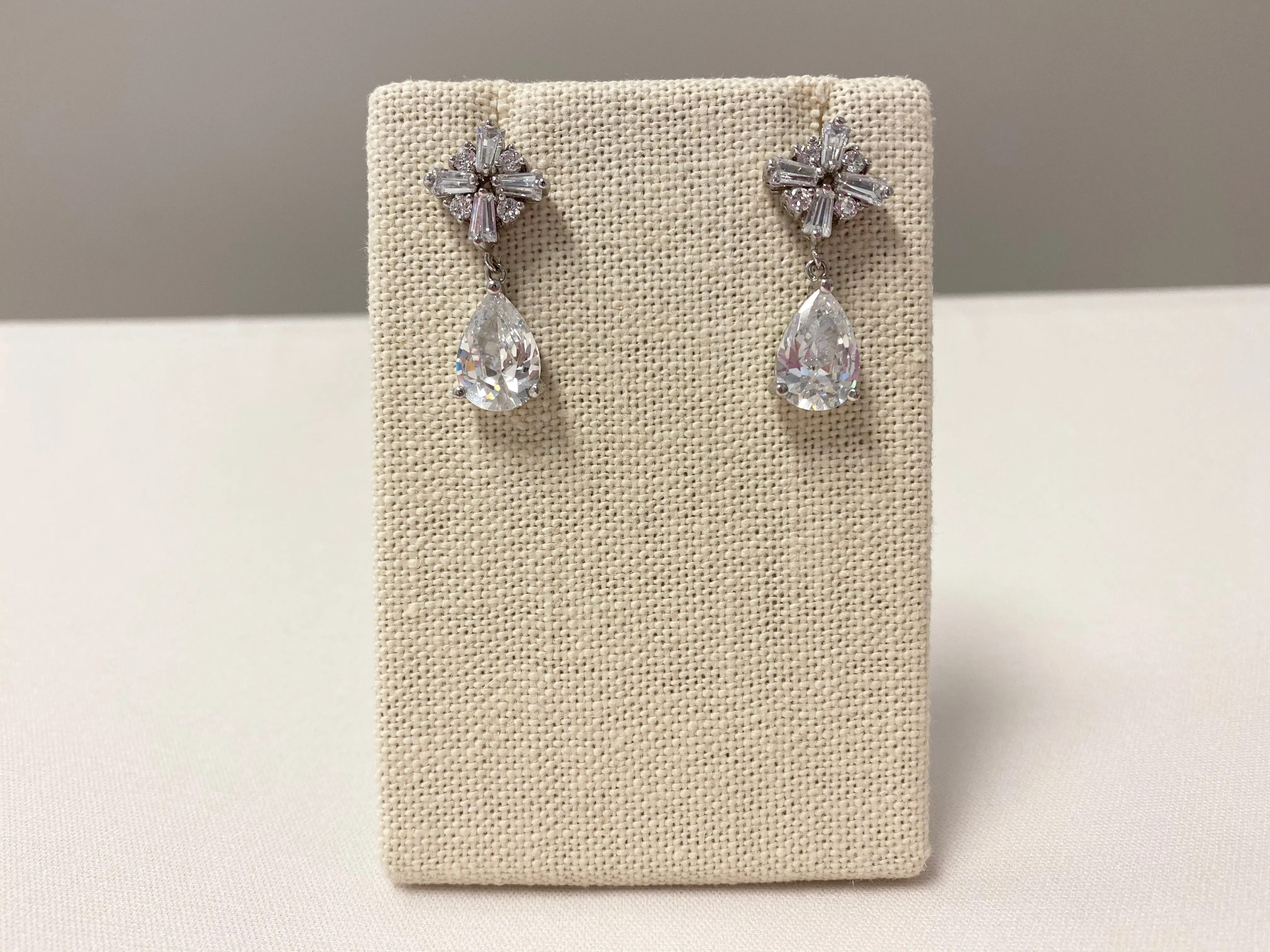 Your Paths Will Cross Diamontage Earrings
